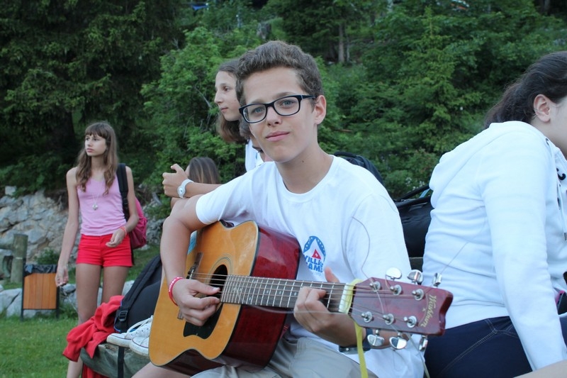 Village Camps International Summer Camp Leysin, Switzerland 2026-07-26 https://www.villagecamps.com/journals_admin/images/681-14-campfire (33).jpg